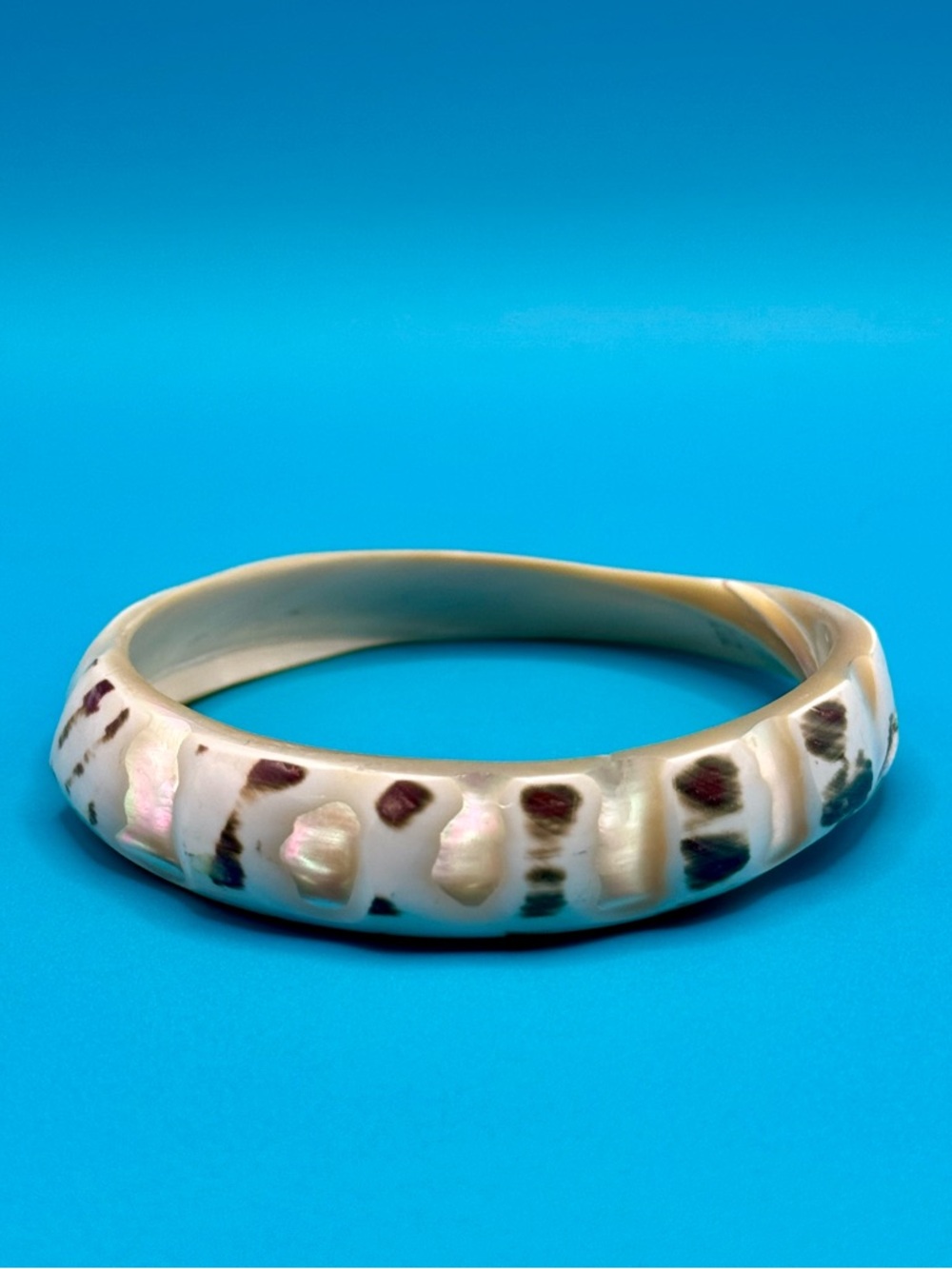Mother of Pearl Shell Bangle